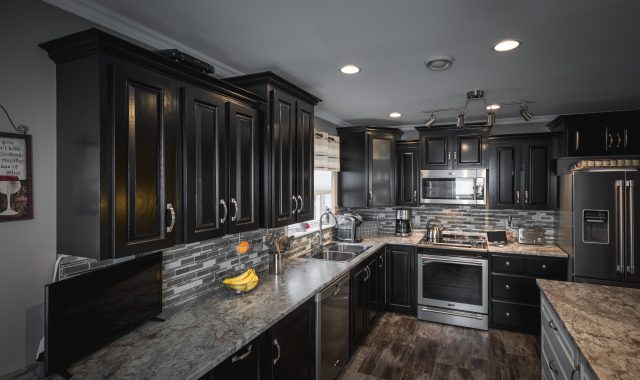 chadsharpe.com.Spaces.NL.Black.Kitchen.20