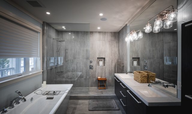 chadsharpe.com.Spaces.NL.Blue.Gray.Bathroom.01
